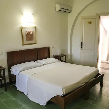 Barone Gr Macri Modi *