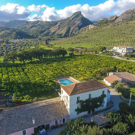 팜스테이 Barone Gr Macri Modi 게라스