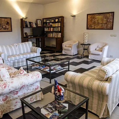 مزرعة للإقامة Barone Gr Macri Modi غيراتشه