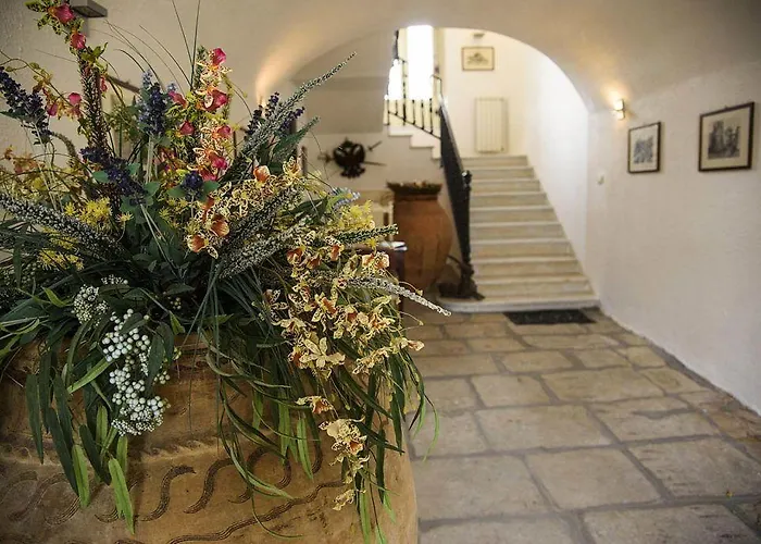 Barone Gr Macri Modi 农家乐 *